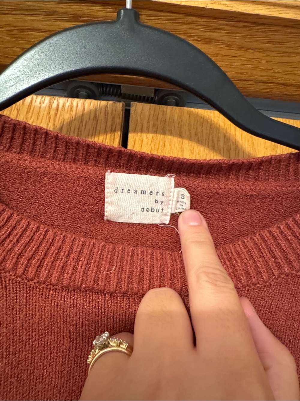 Cropped Long Sleeve Knit Top - Burgundy - Picture 2 of 4